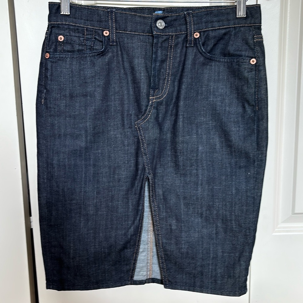 7 For All Mankind Jean Skirt Size 27 / size 4-6
Dark lightweight denim